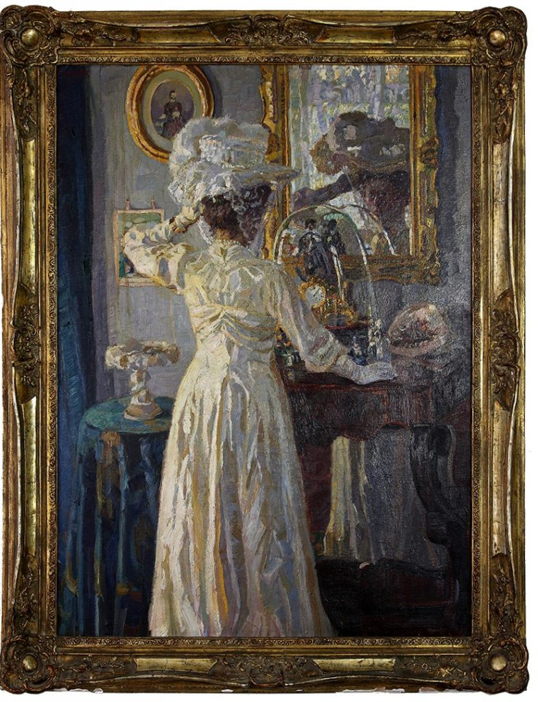Ein Bild von Eugen Wolff-Filseck, dass eine Frau zeigt, die in Abendgarderobe gekleidet sich im Spiegel bewundert