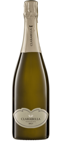 Flasche Clarabella Franciacorta Brut: Elegante Schaumweinflasche mit goldfarbener Folie am Hals und rundem Etikett, gefüllt mit strohgelbem Schaumwein aus Italien.