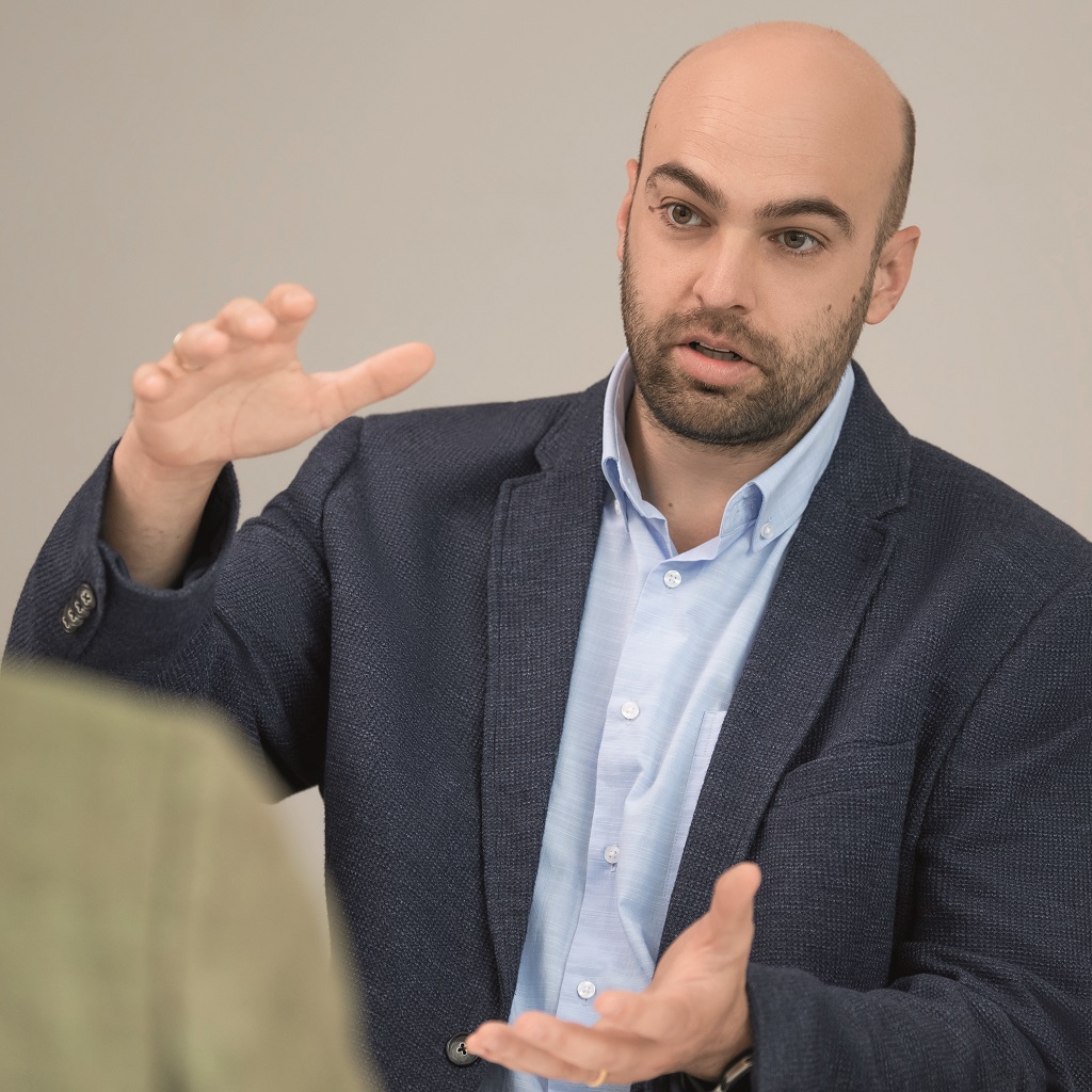 Dr. Tobias Wolfinger, wissenschaftlicher Geschäftsführer des Technikums Laubholz, spricht über die Transformation zur Bioökonomie