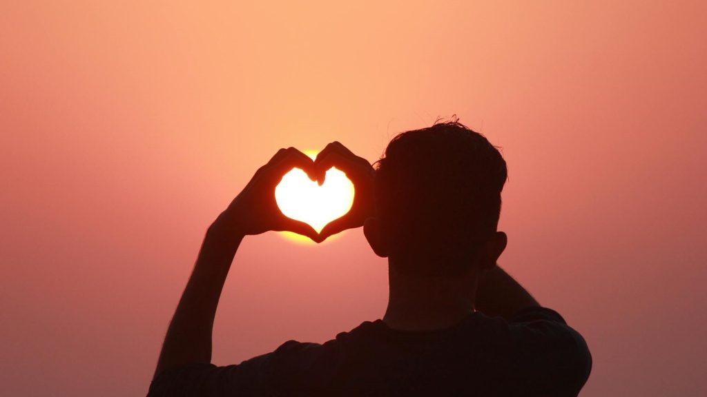 Titelbild zur WirWunderWoche und Weltsparwoche 2025 – Symbol für Zusammenhalt und gemeinsames Spenden bei der Kreissparkasse Göppingen.