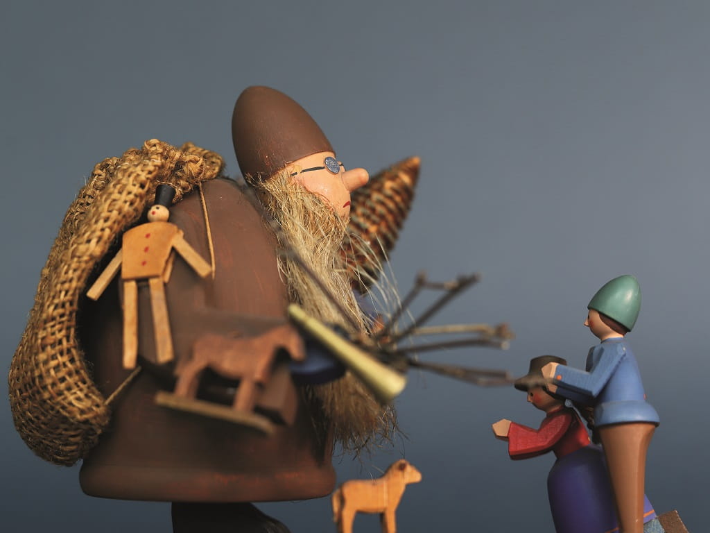 Sonderausstellung Spielzeug gestalten: Wackel Ruprecht als Holzfigur